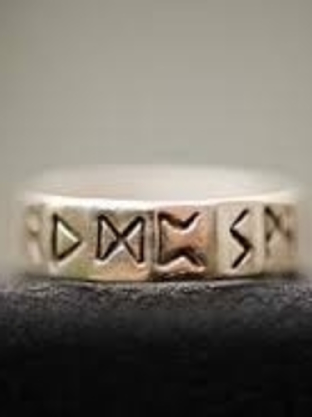 Sterling Silver Viking Rune Band Ring - Women's Size 8 From Metropolitan Museum
